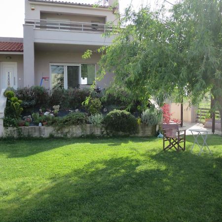 Guesthouse With Garden Komotini Exterior photo