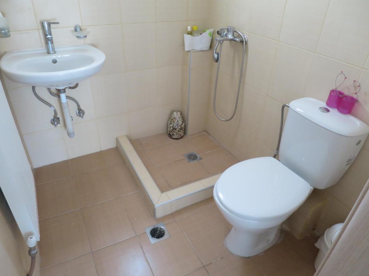 Guesthouse With Garden Komotini Exterior photo